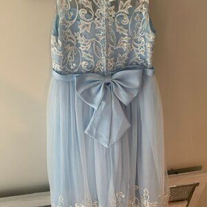 Amazon light blue size 160 (youth 14)